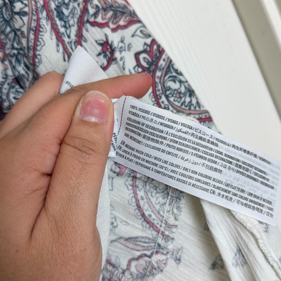 Abercrombie & Fitch Red and Blue Paisley Blouse size S - Picture 5 of 6